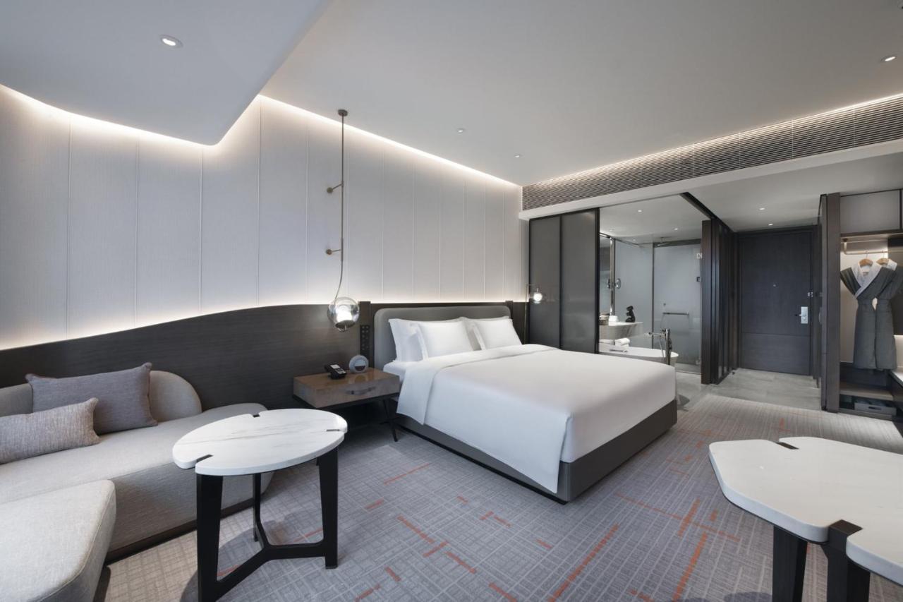 Crowne Plaza Wuhan Optics Valley By Ihg Buitenkant foto