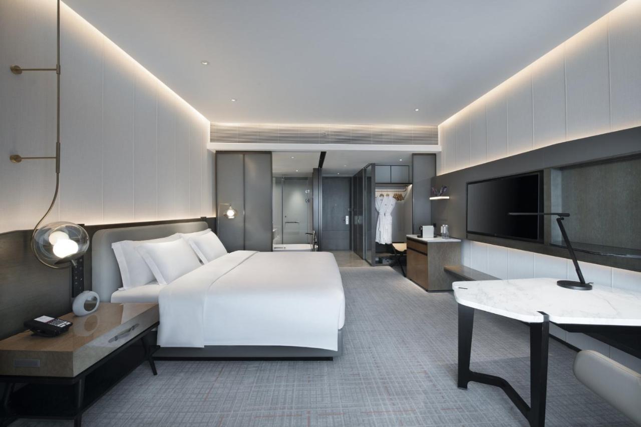 Crowne Plaza Wuhan Optics Valley By Ihg Buitenkant foto
