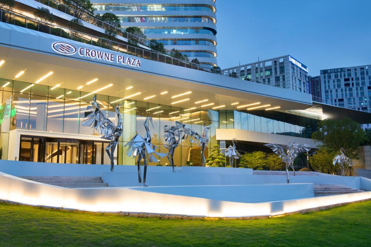 Crowne Plaza Wuhan Optics Valley By Ihg Buitenkant foto