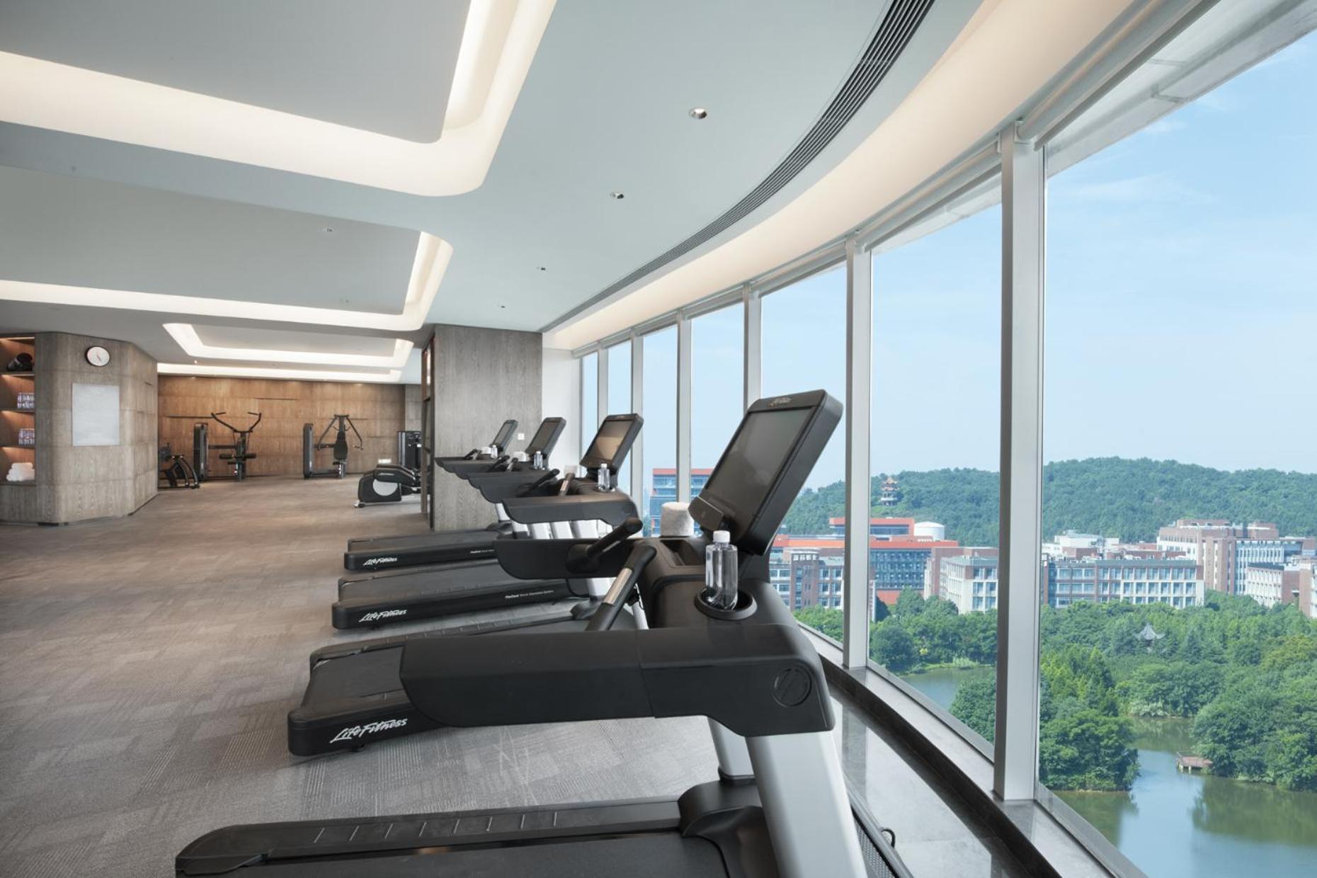 Crowne Plaza Wuhan Optics Valley By Ihg Buitenkant foto
